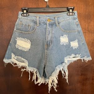 Light wash, cut off jean shorts